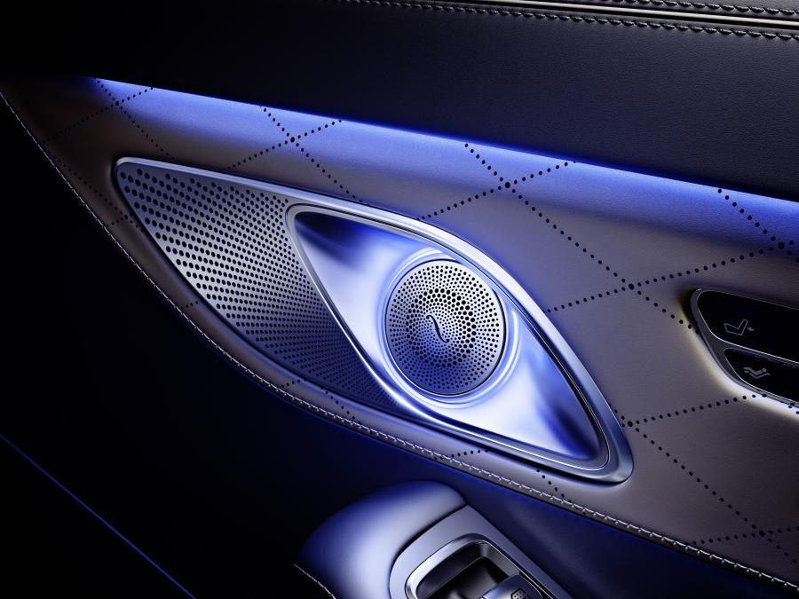 Детали интерьера Mercedes-Maybach S600 (X222) 2015 года  (WW) (фото 49 из 49)
